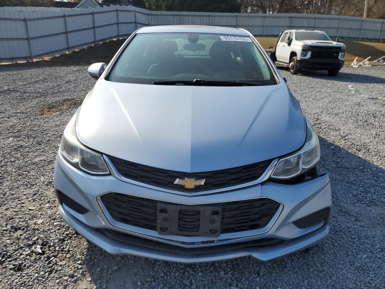 2017 Chevrolet Cruze Ls - Image 5