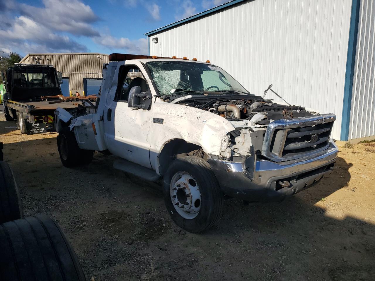 2003 Ford F450 Super Duty - Image 4