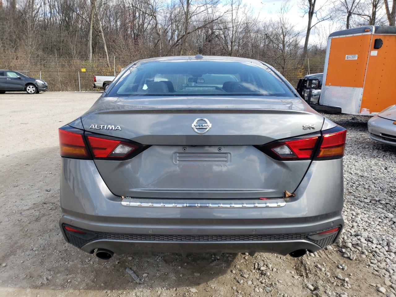 2022 Nissan Altima Sr - Image 6