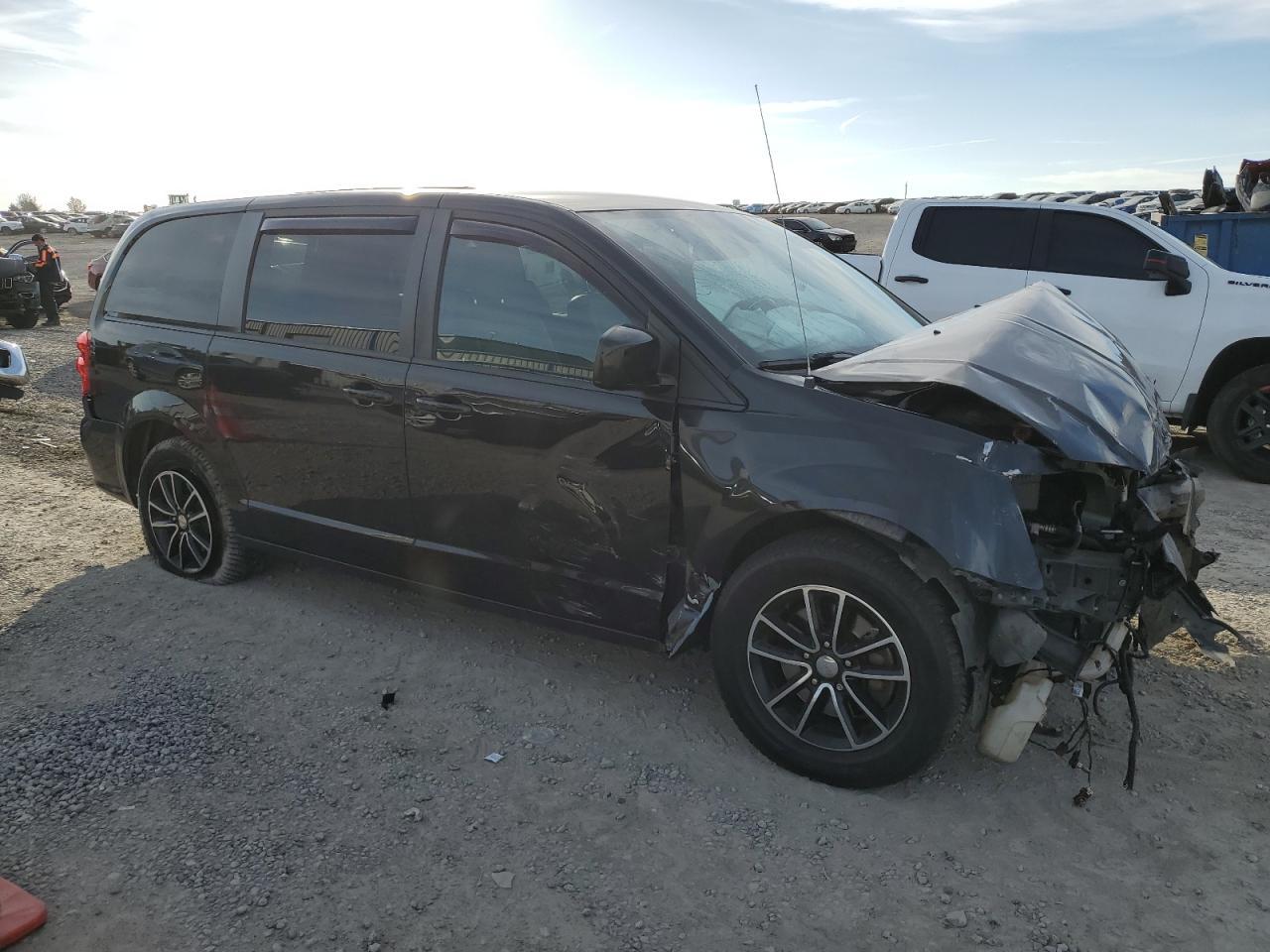 2019 Dodge Grand Caravan Sxt - Фото 4