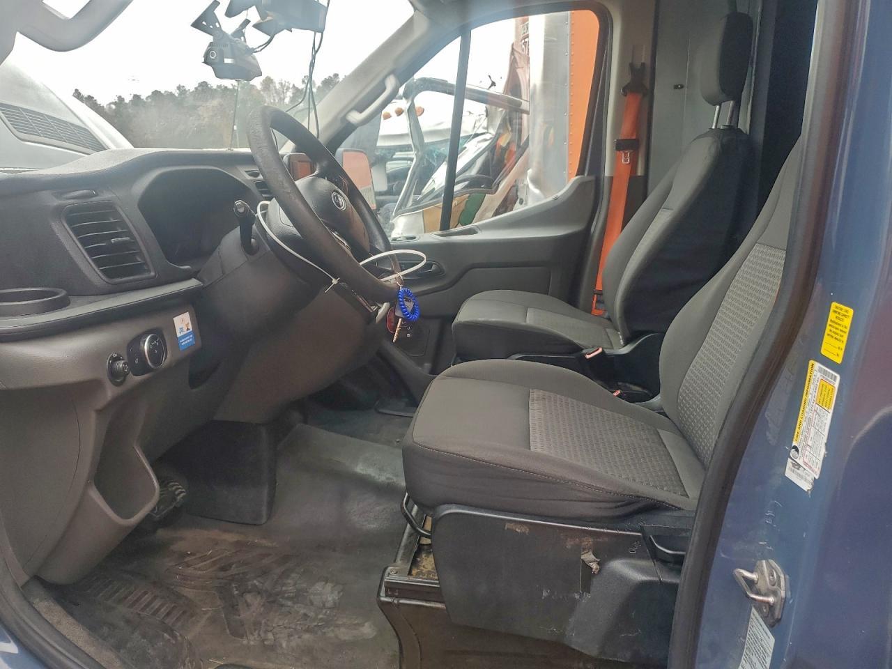 2020 Ford Transit T-250 Cargo *** Prior Fleet *** - Image 7