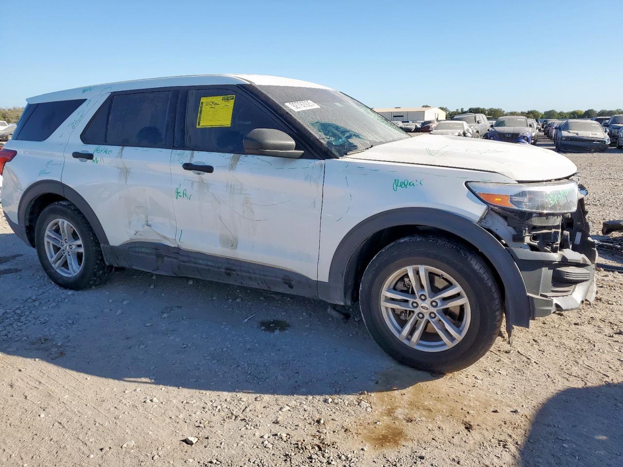 2022 Ford Explorer - Фото 4