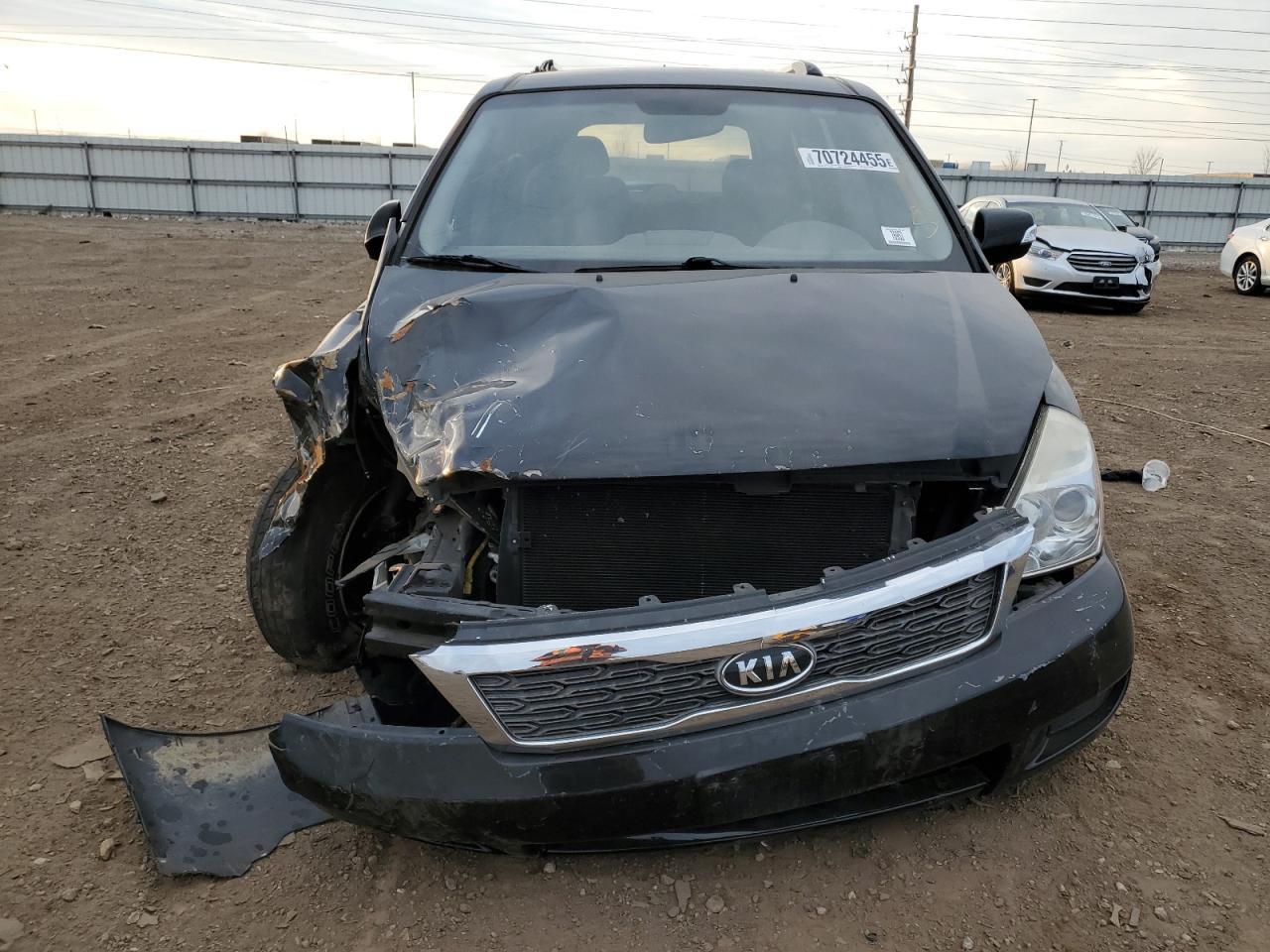 2012 Kia Sedona Lx - Image 5