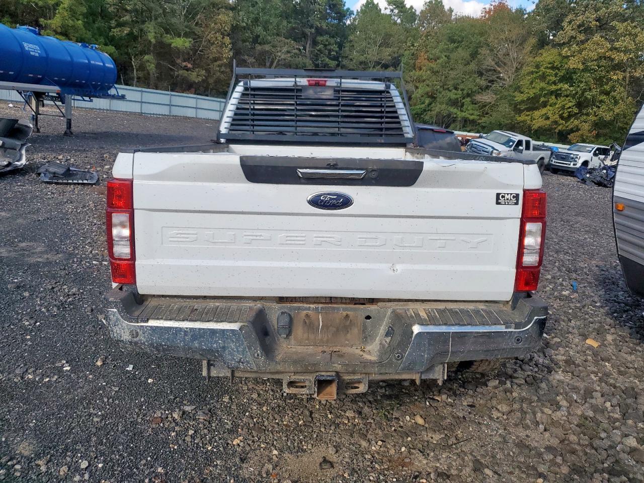 2021 Ford F350 Super Duty - Image 6