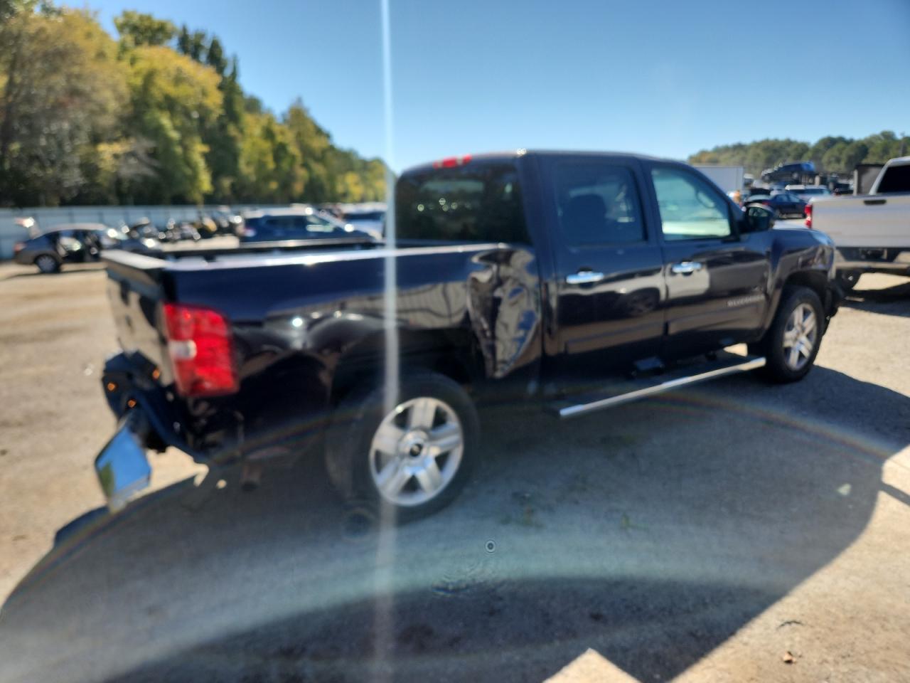 2008 Chevrolet Silverado C1500 - Image 3