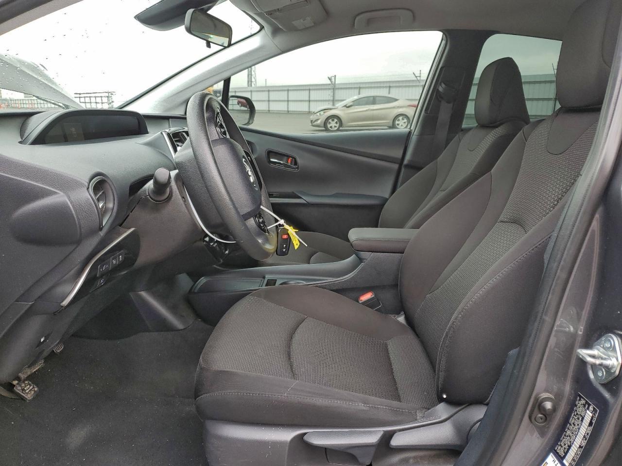 2022 Toyota Prius Night Shade - Фото 7