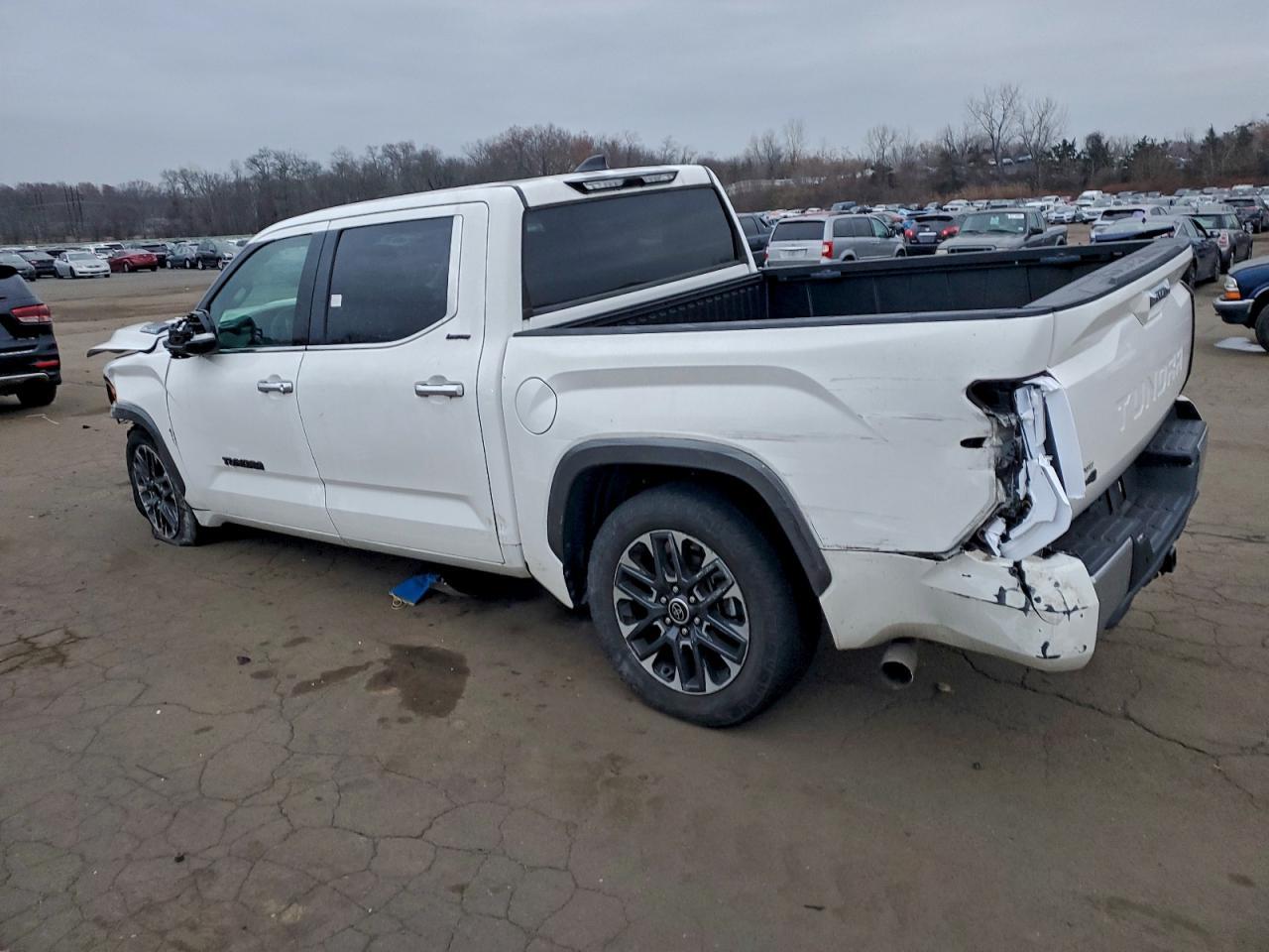 2023 Toyota Tundra Crewmax Limited - Image 2