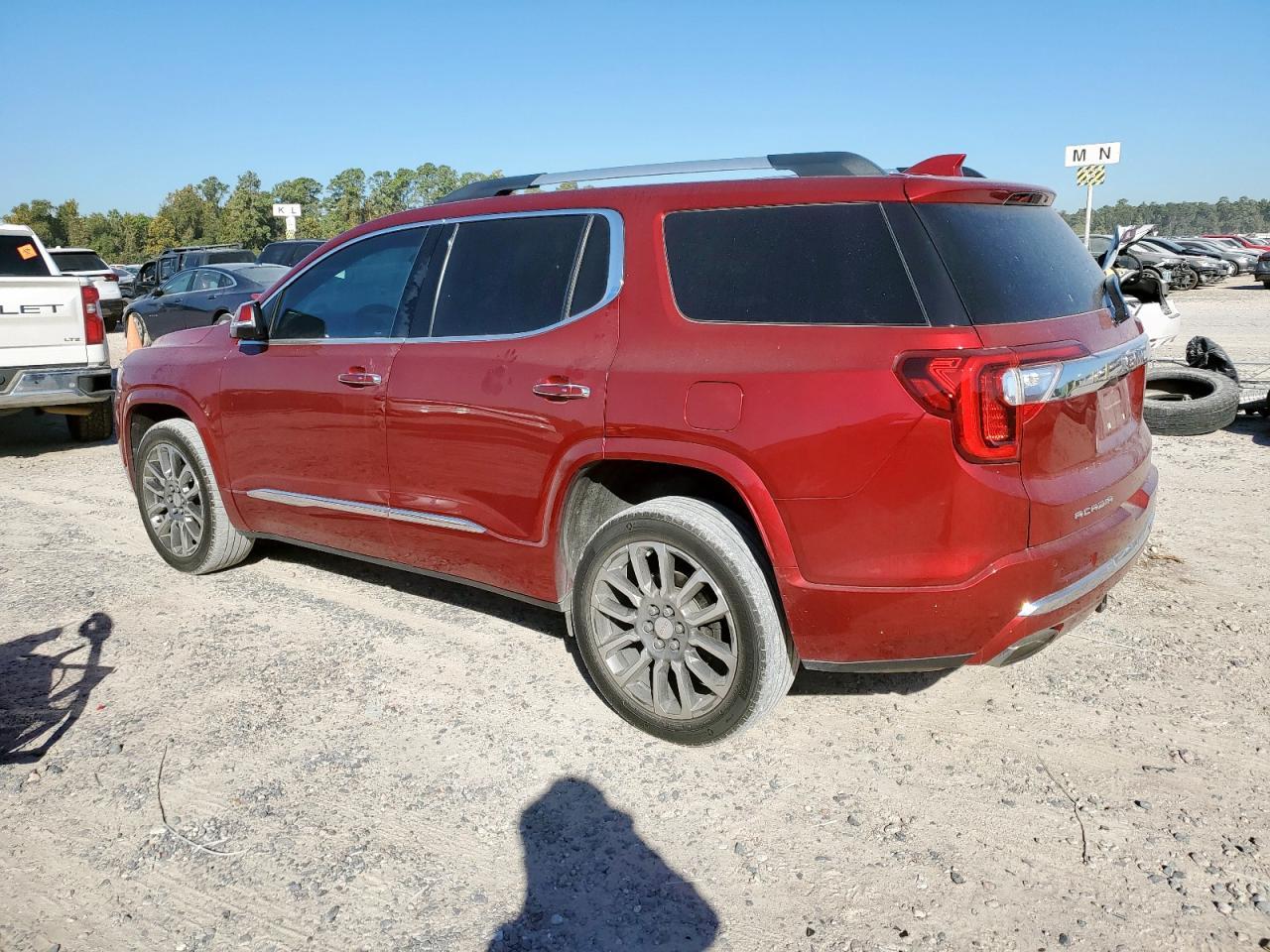 2021 GMC Acadia Denali - Фото 2