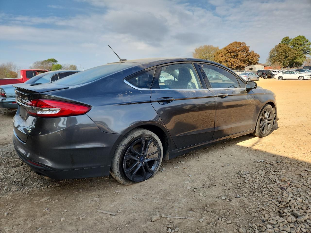 2018 Ford Fusion Se - Image 3