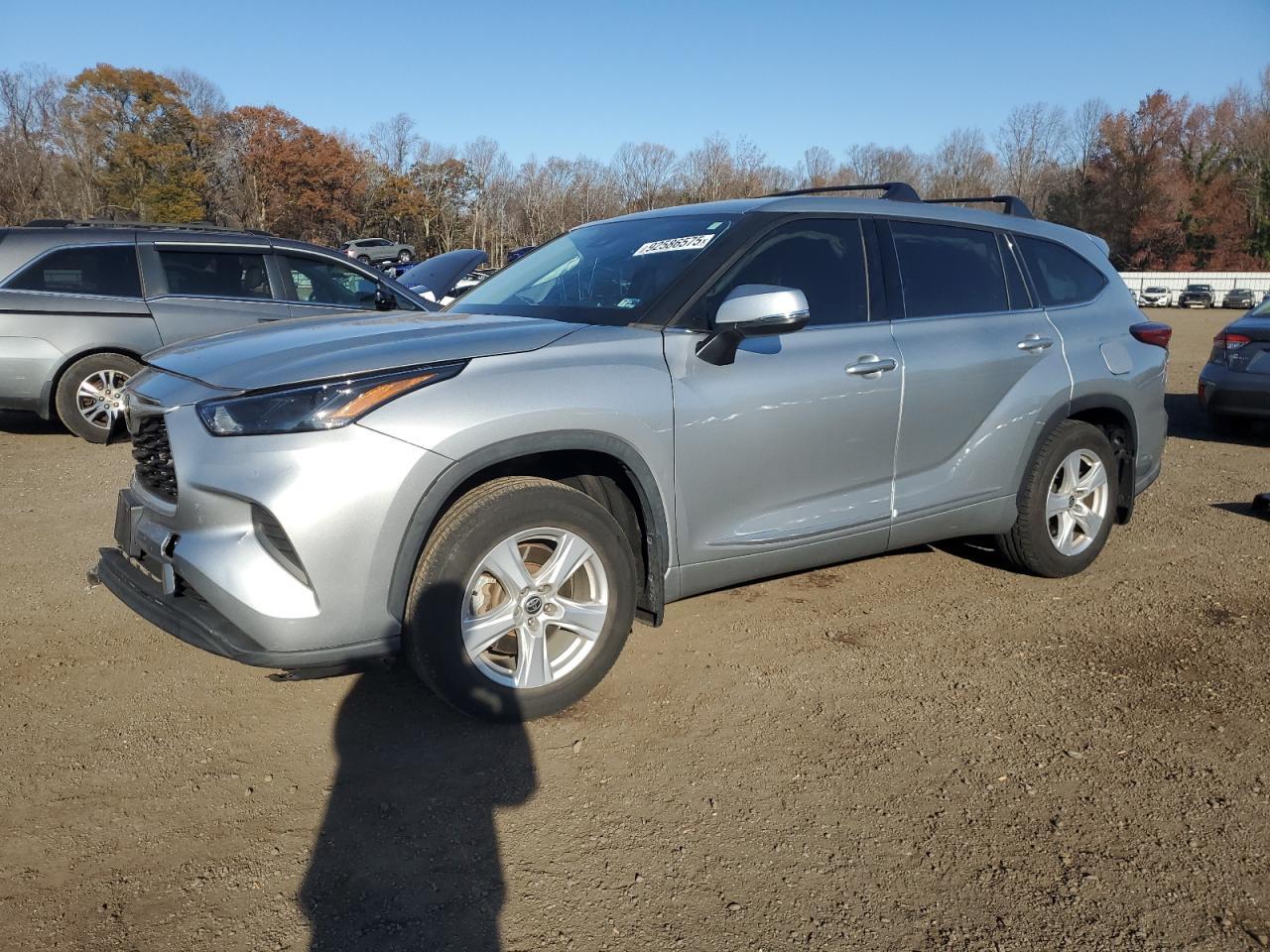 2022 Toyota Highlander L