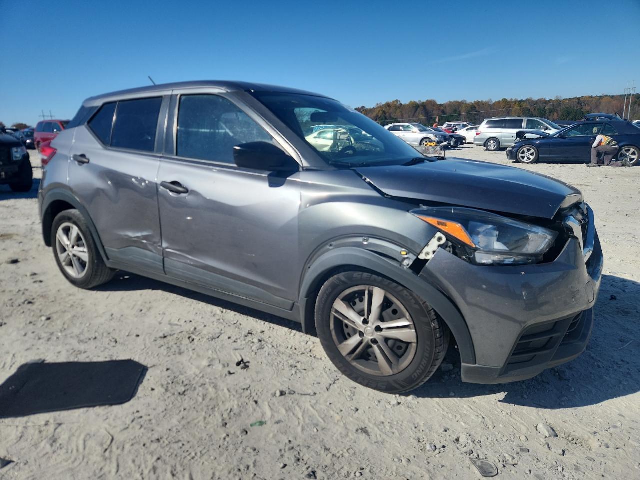 2020 Nissan Kicks S - Image 4