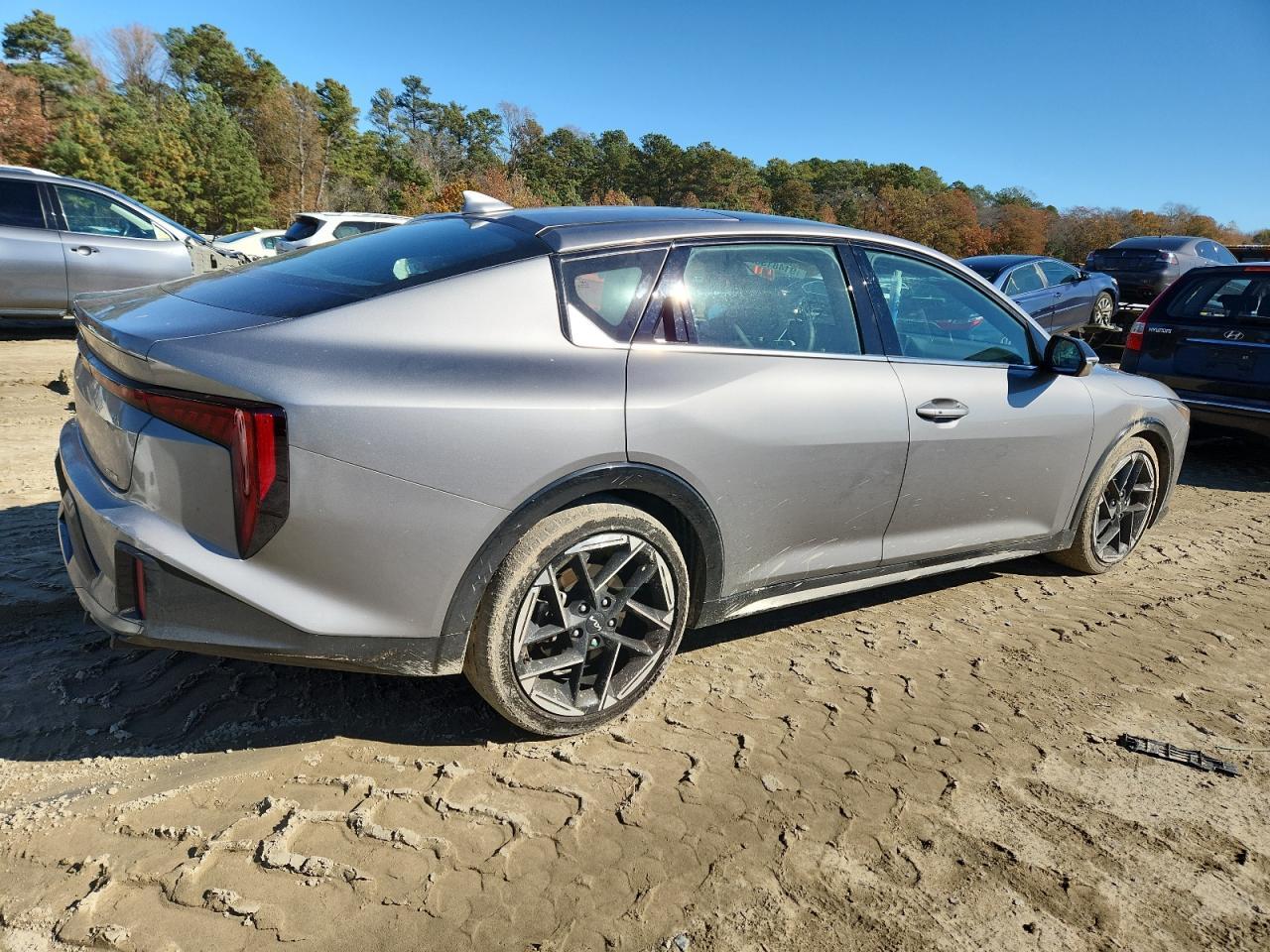 2025 Kia K4 Gt Line - Фото 3