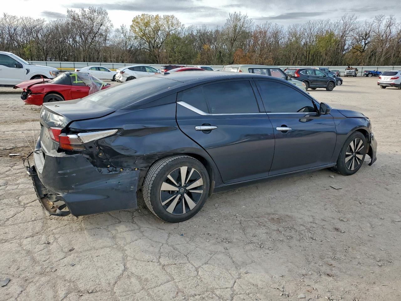 2020 Nissan Altima Sv - Фото 3