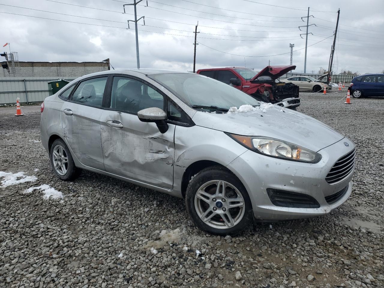 2017 Ford Fiesta Se - Фото 4