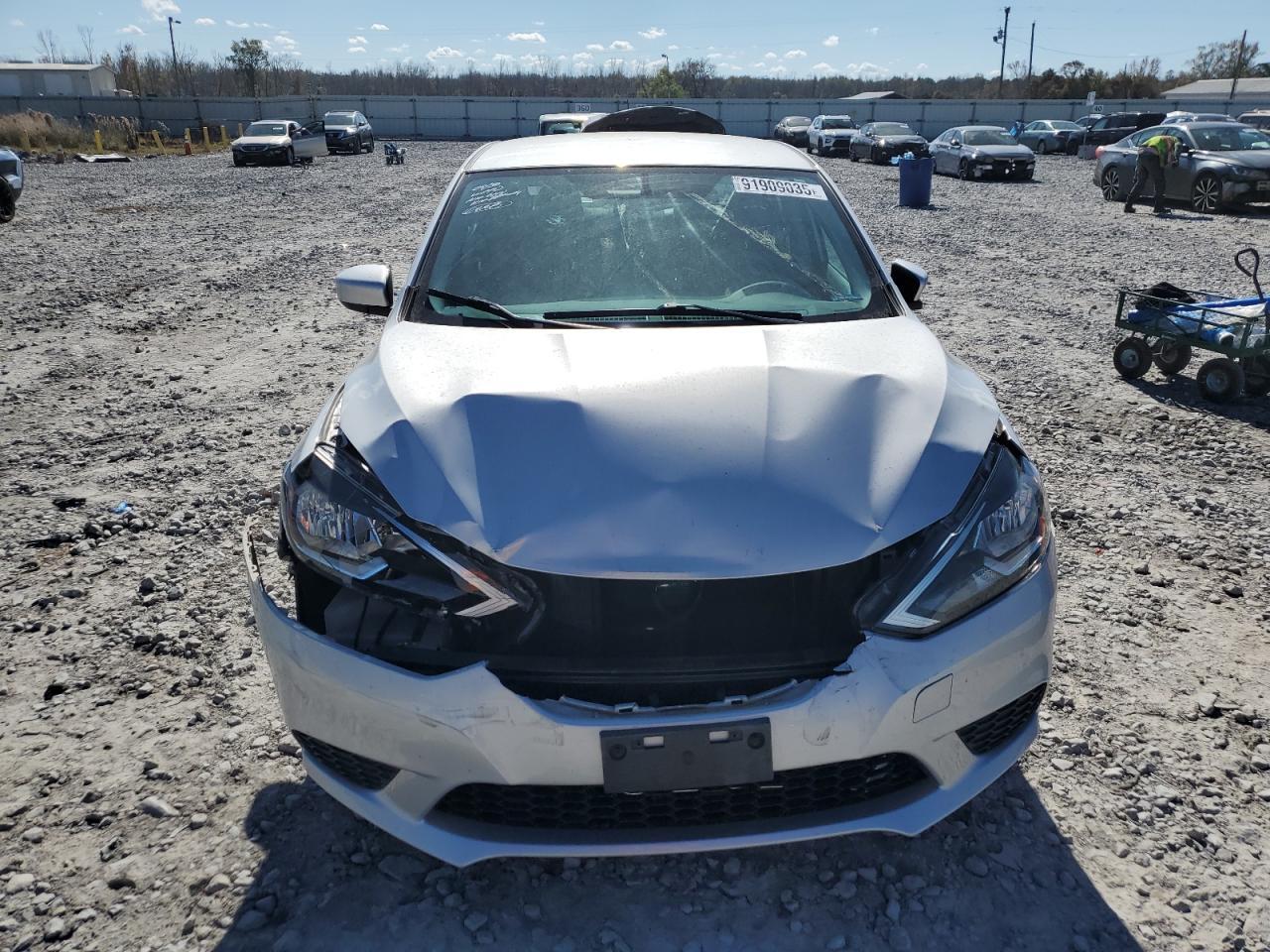 2017 Nissan Sentra S - Фото 5
