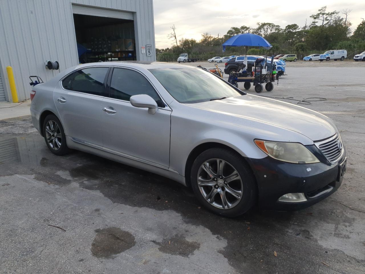 2007 Lexus Ls 460L - Image 4