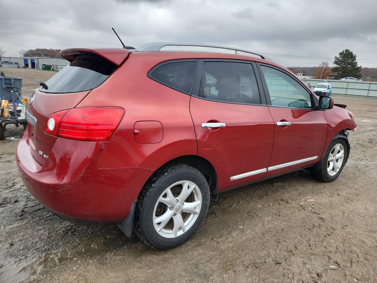2011 Nissan Rogue S - Image 3