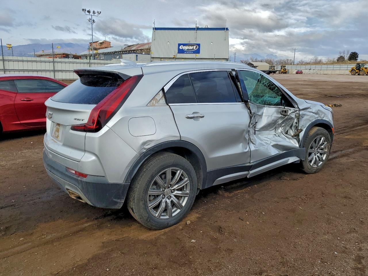 2020 Cadillac Xt4 Premium Luxury - Image 3