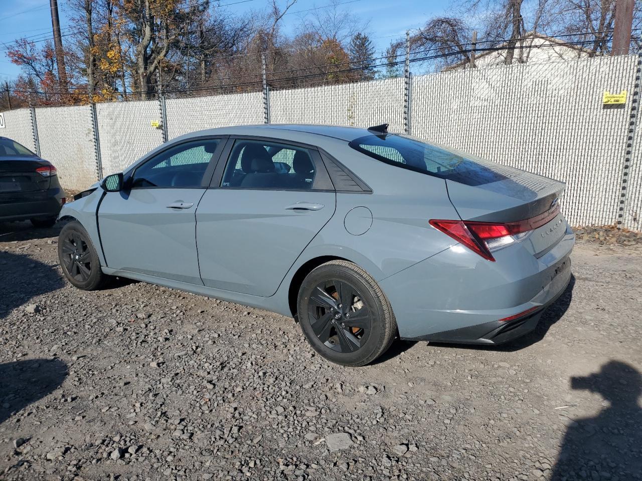 2022 Hyundai Elantra Sel - Фото 2