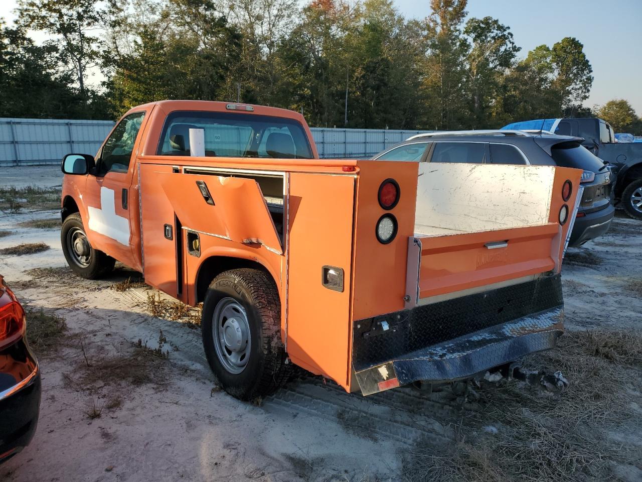 2015 Ford F250 Super Duty Utility / Service Truck - Фото 2