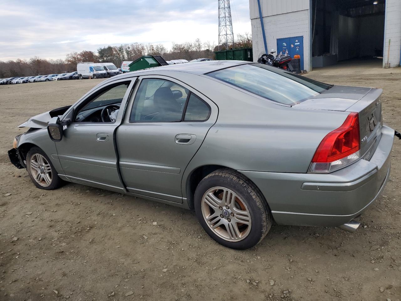 2008 Volvo S60 2.5T - Image 2
