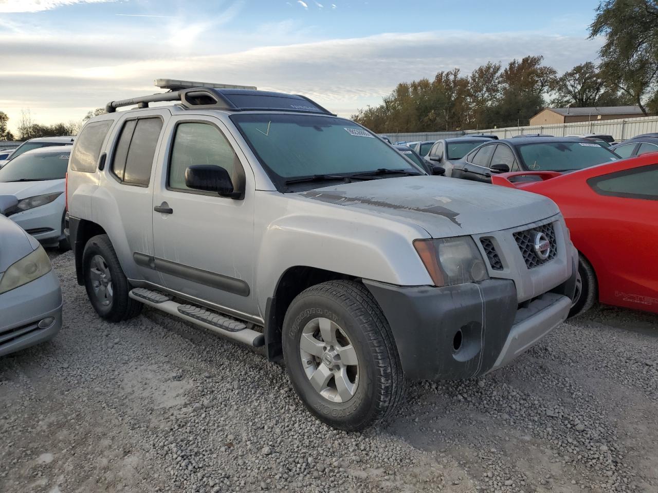 2012 Nissan Xterra Off Road - Image 4
