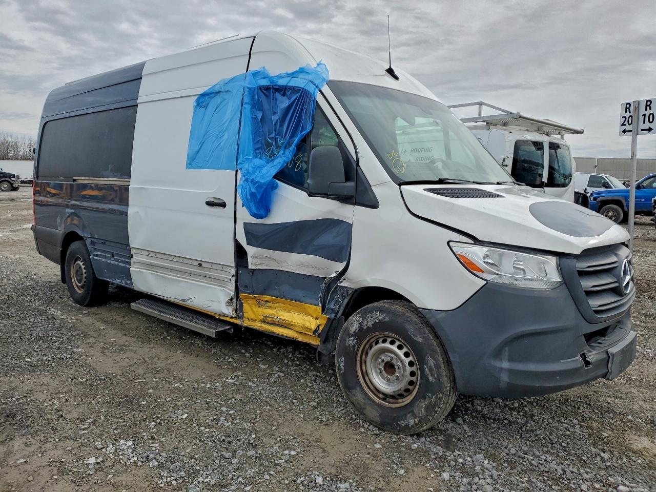 2019 Mercedes Benz Sprinter Delivery Van - Фото 4