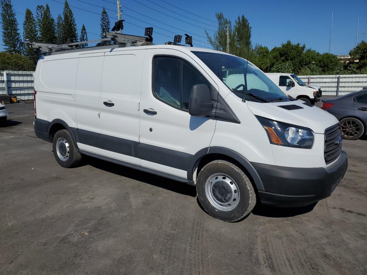 2018 Ford Transit T-150 - Image 4
