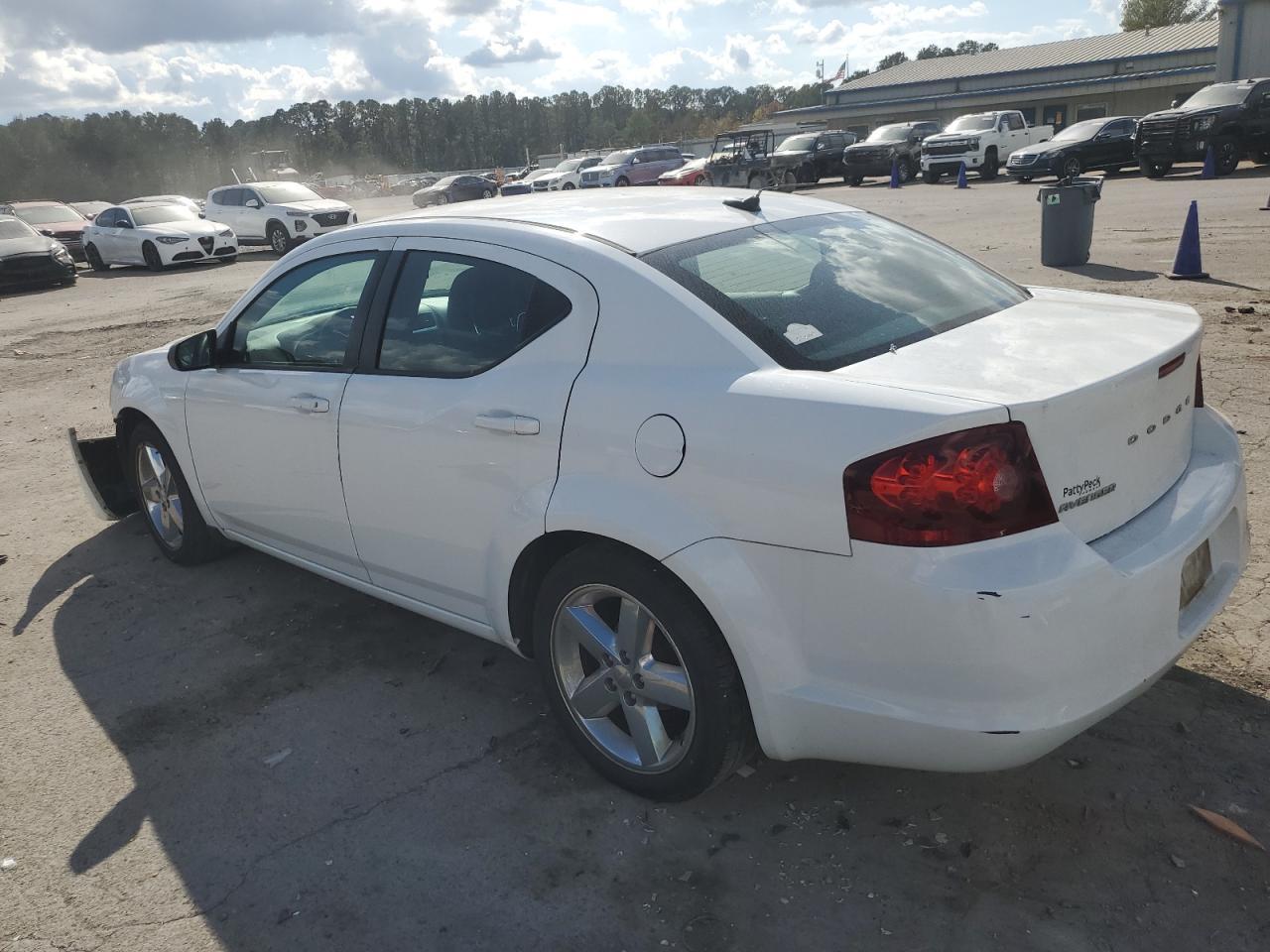2013 Dodge Avenger Se - Image 2
