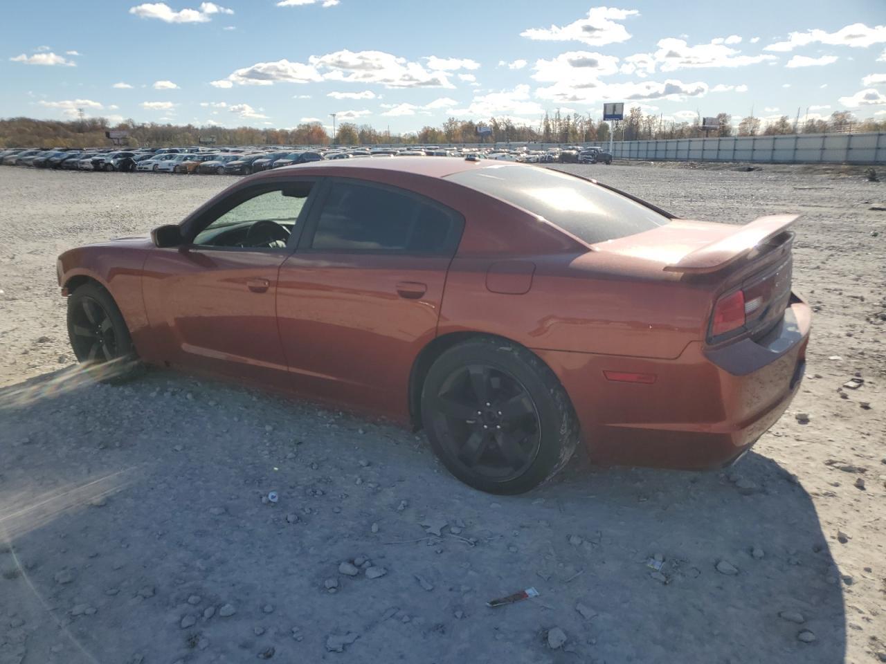 2013 Dodge Charger Sxt - Image 2