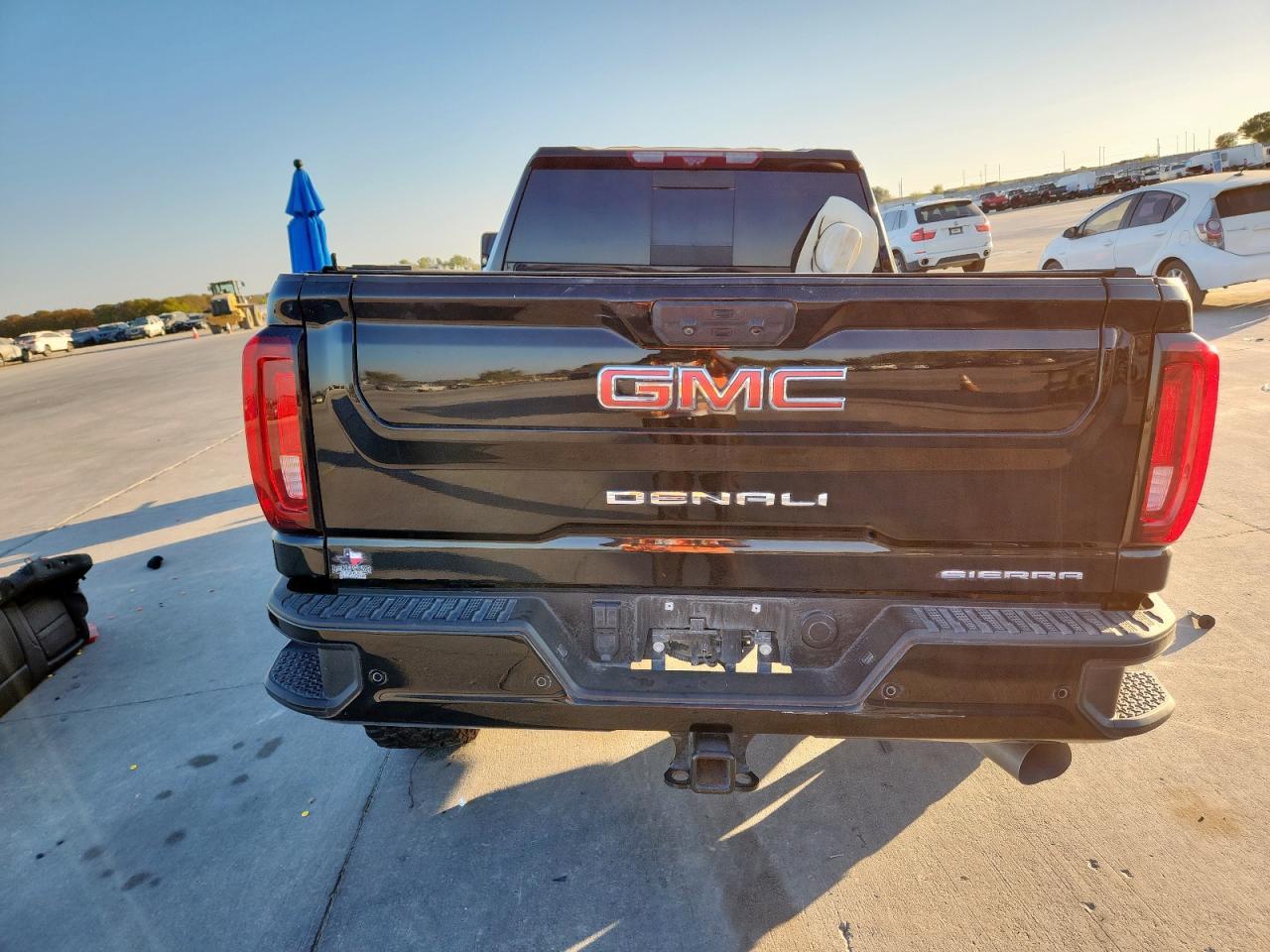 2023 GMC Sierra K2500 Denali - Image 6