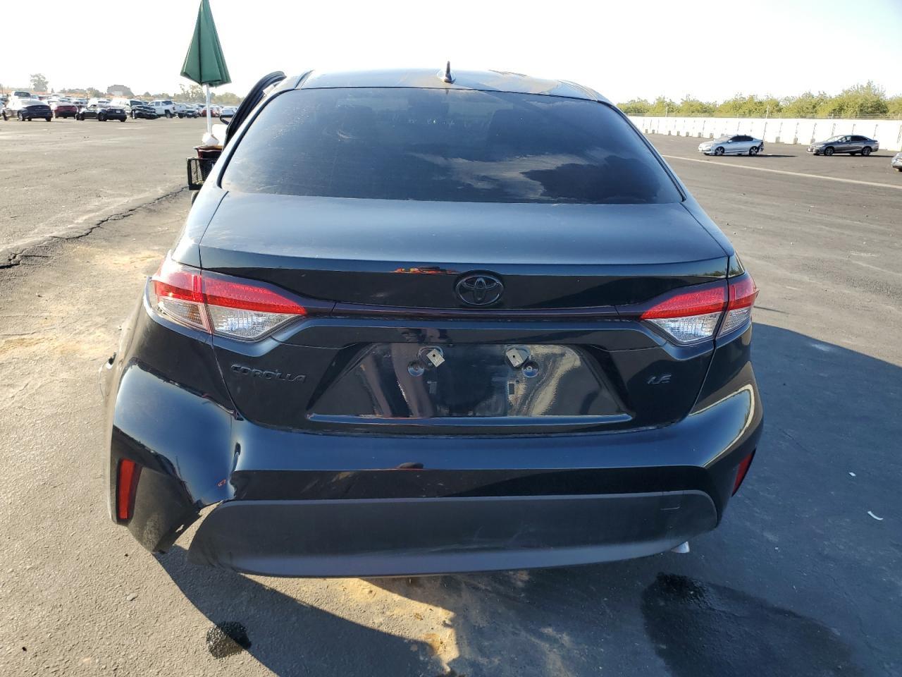 2025 Toyota Corolla Le - Фото 6