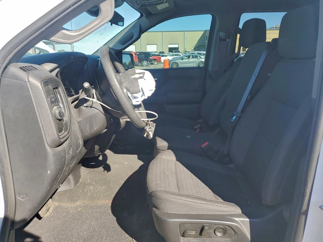 2023 Chev Silverado - Image 7