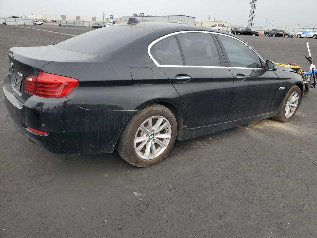 2016 BMW 528 I - Image 3