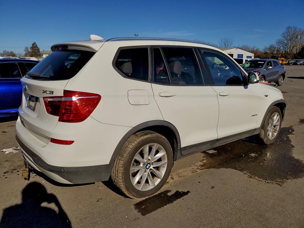 2017 BMW X3 xDrive28I - Image 3