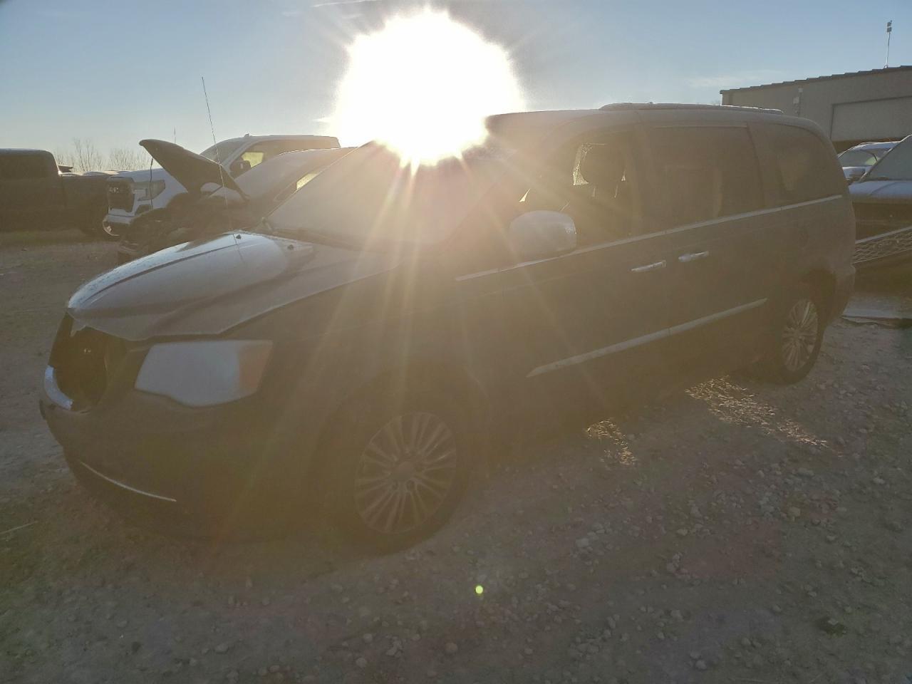 2014 Chrysler Town & Country Touring L