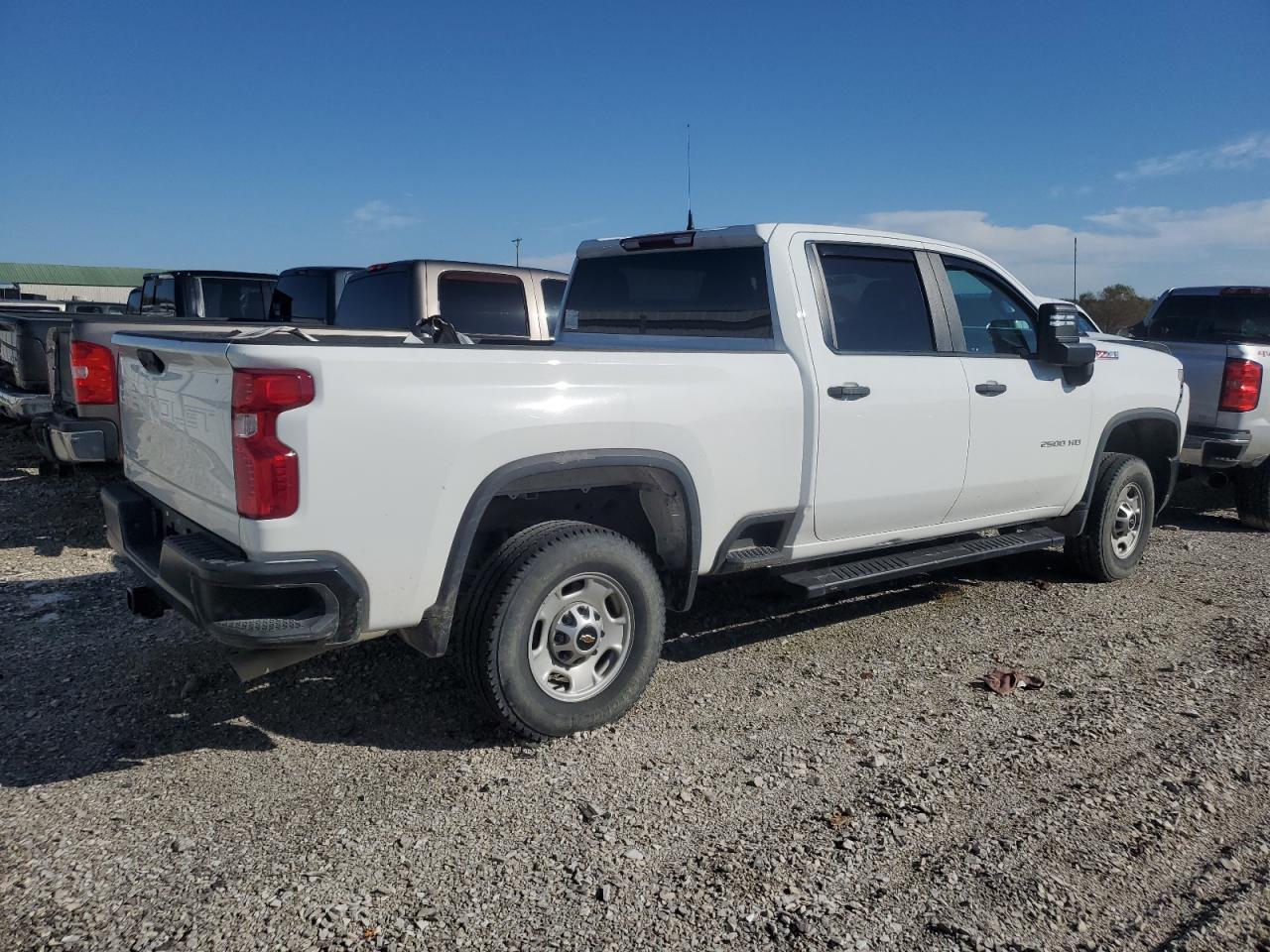 2024 Chevrolet Silverado K2500 Heavy Duty - Image 3