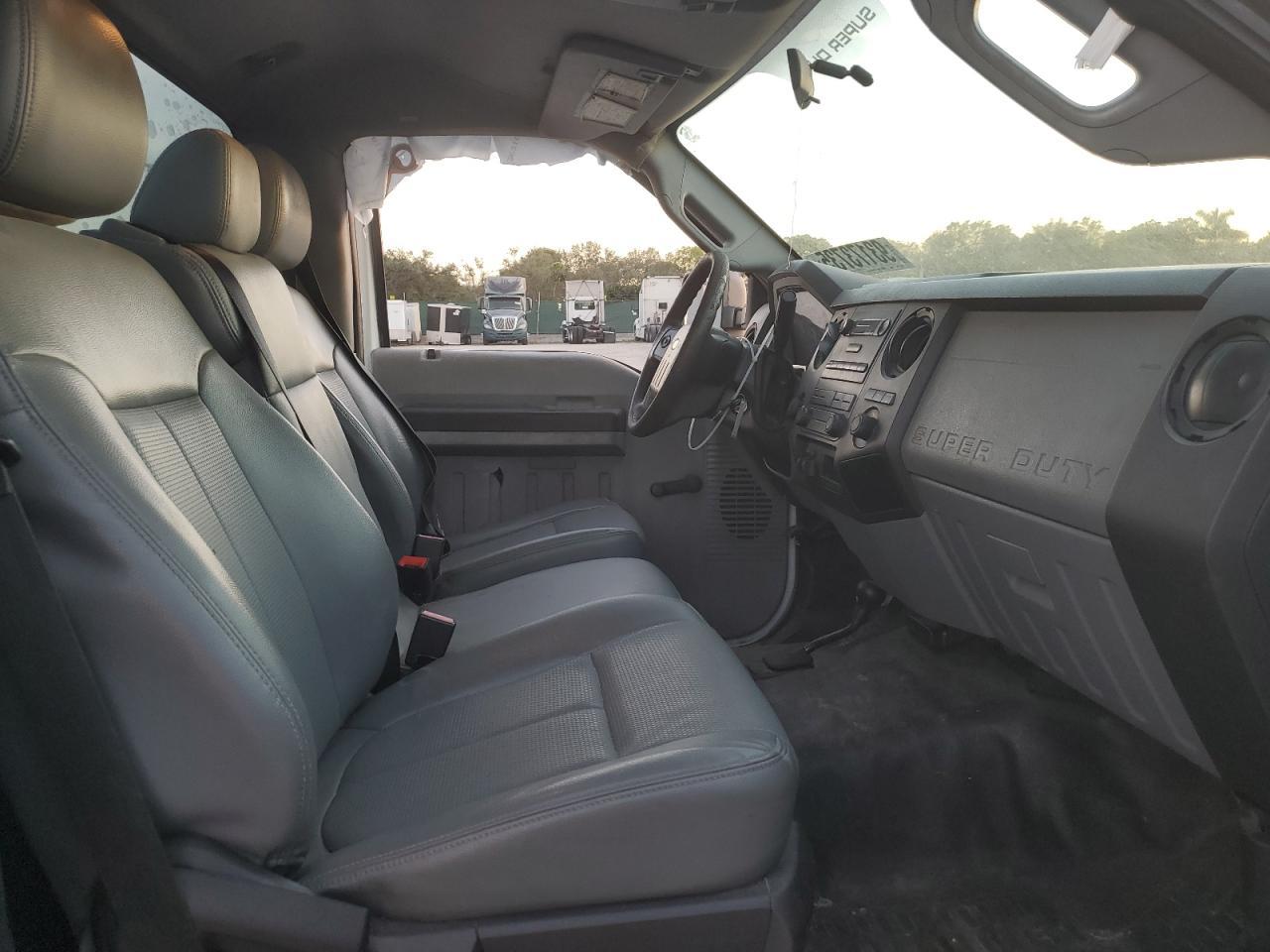 2015 Ford F250 Utility / Service Truck - Фото 6