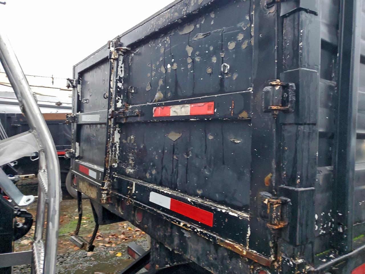 1999 Isuzu Npr Dump Truck - Фото 6