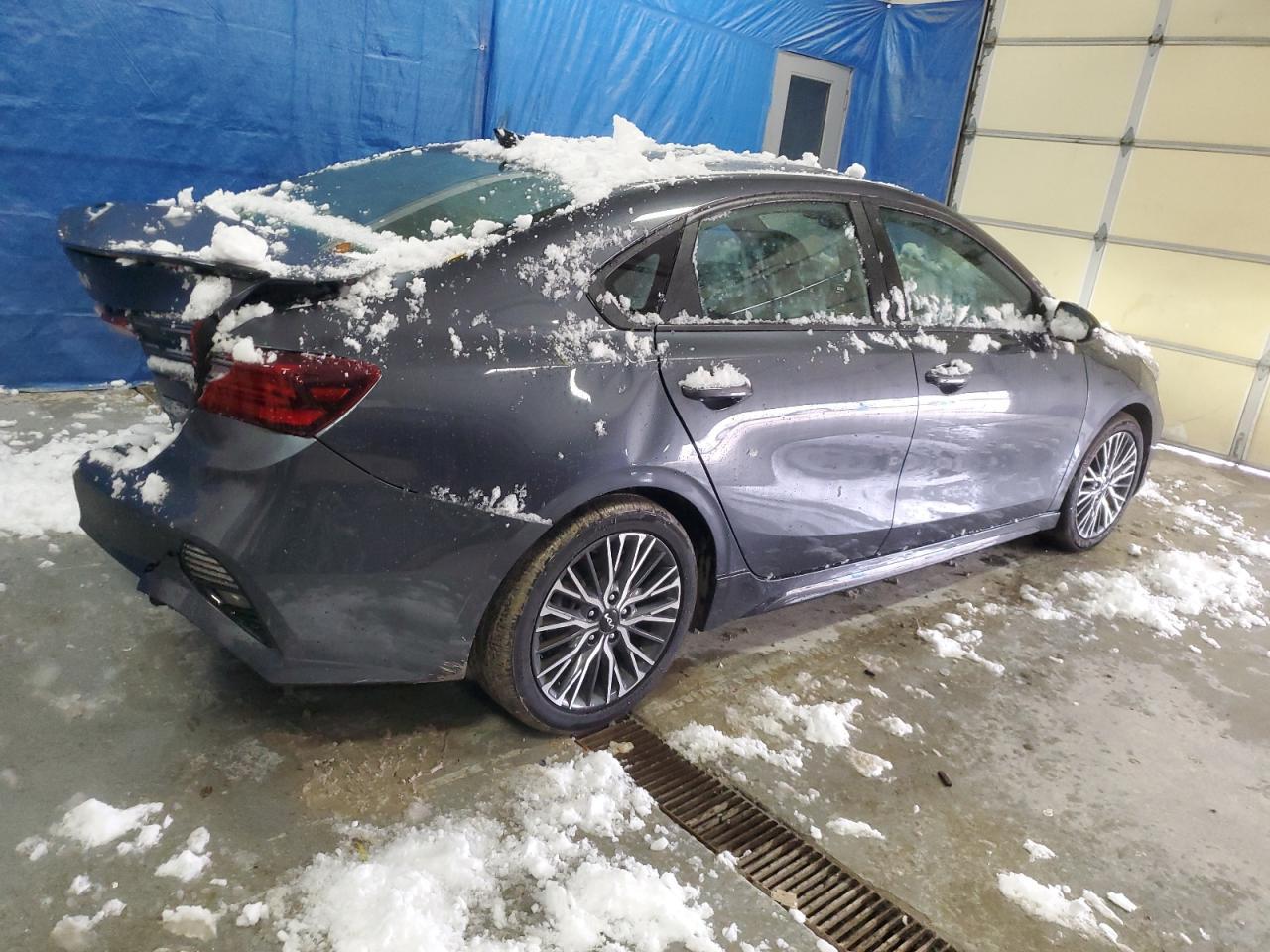 2023 Kia Forte Gt Line - Фото 3