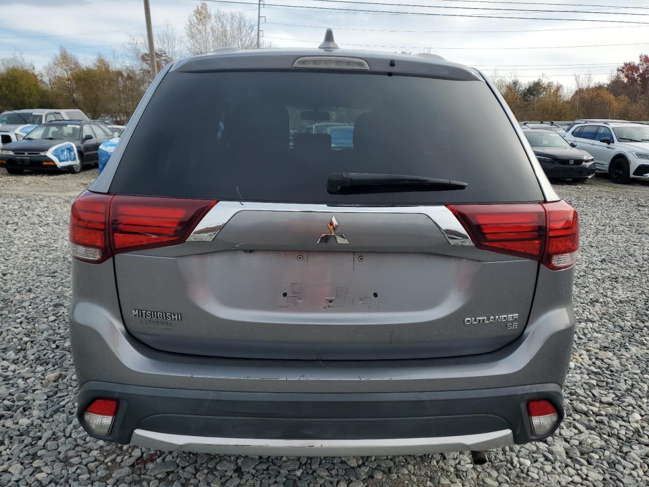 2018 Mitsubishi Outlander Se - Image 6