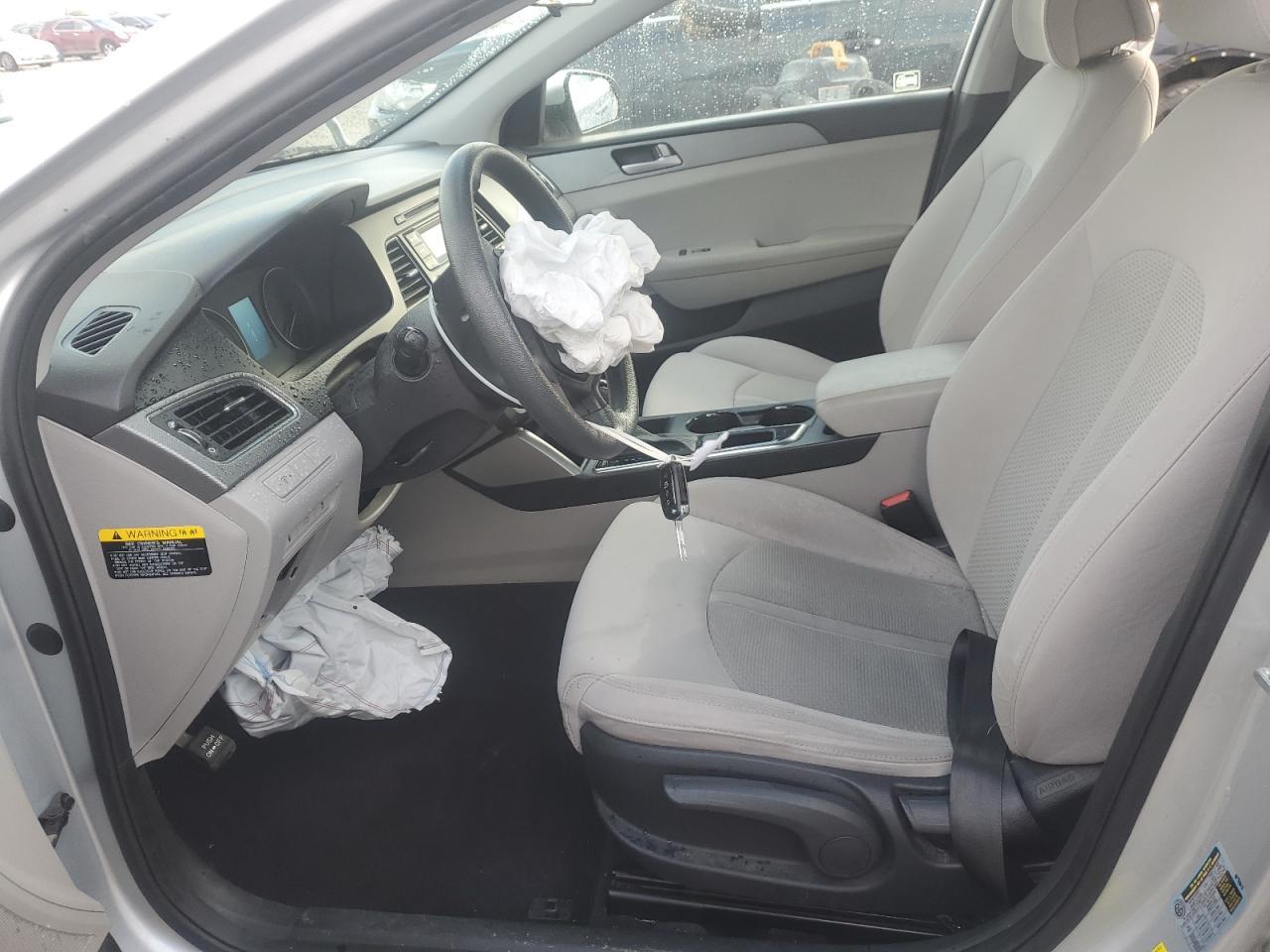 2017 Hyundai Sonata Se - Фото 7