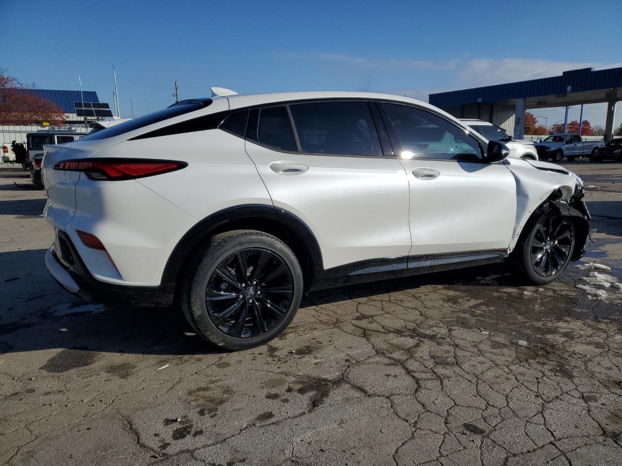 2024 Buick Envista Sport Touring - Image 3