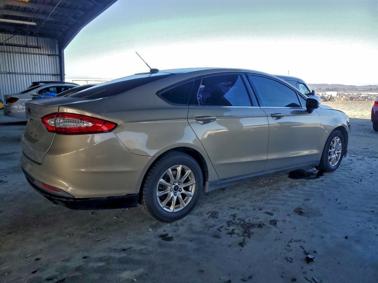 2015 Ford Fusion S - Image 3