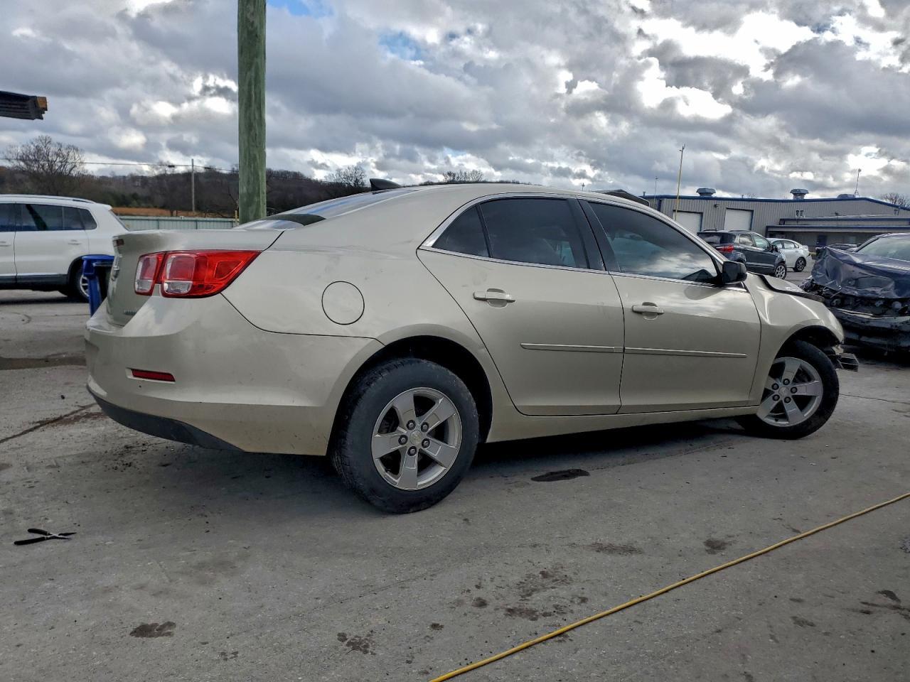 2015 Chevrolet Malibu Ls - Фото 3