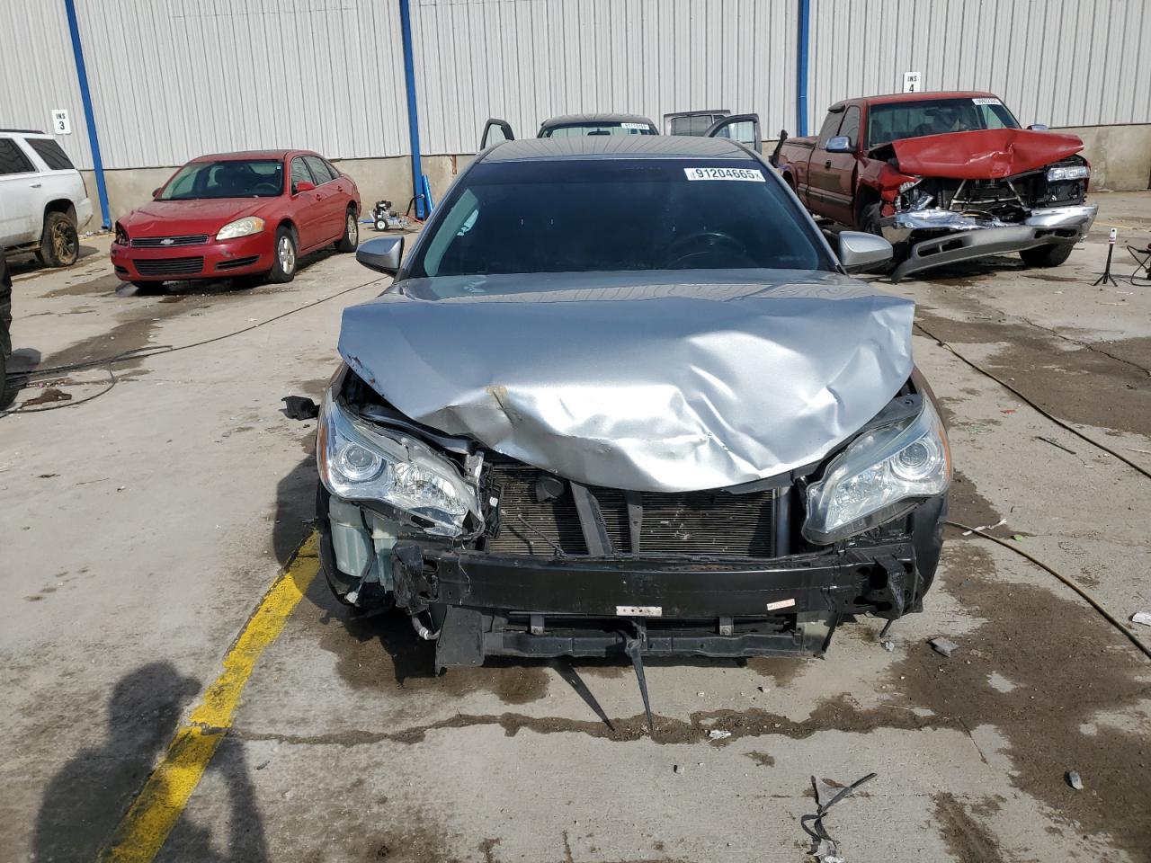 2015 Toyota Camry Le - Image 5