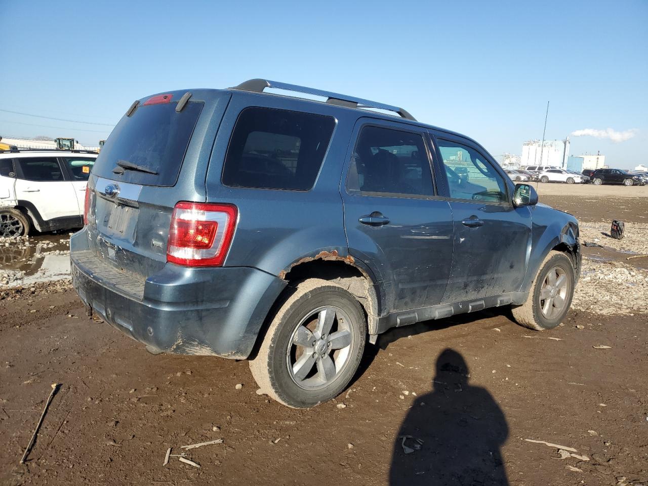 2012 Ford Escape Limited - Фото 3