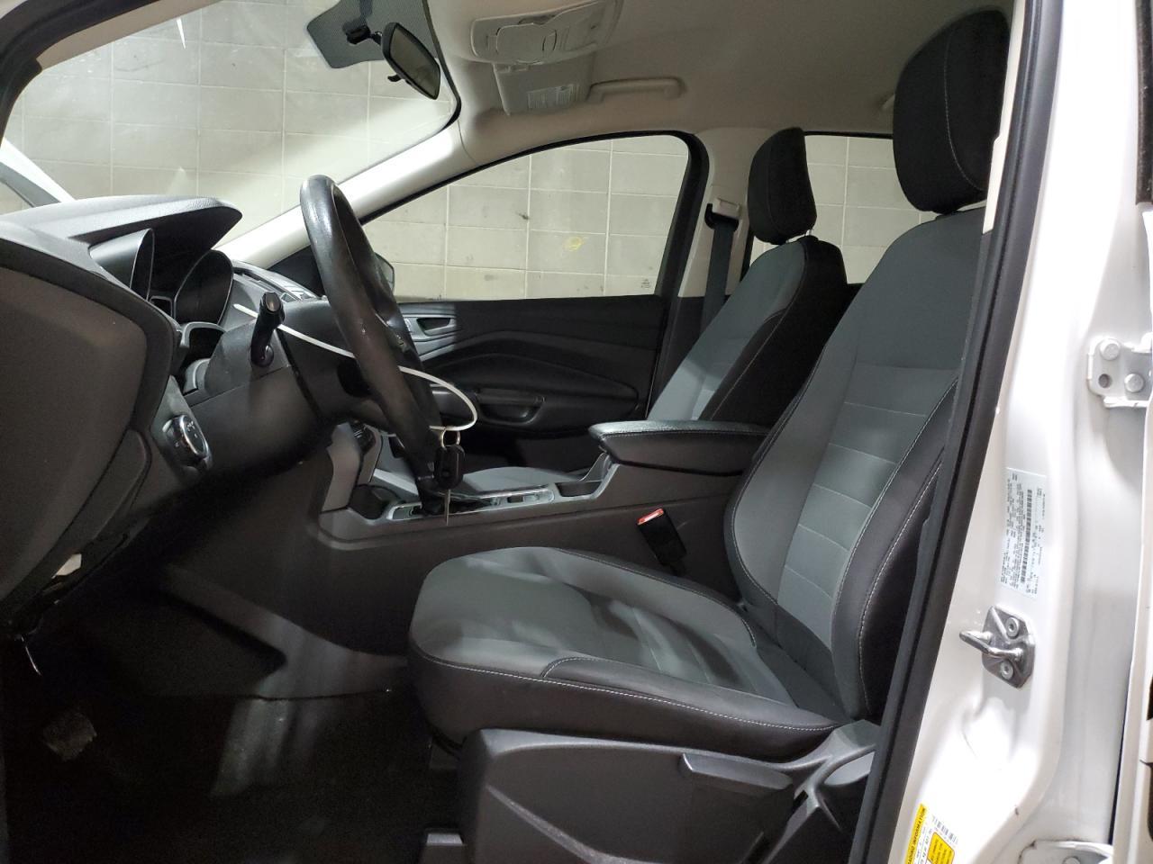 2019 Ford Escape S - Фото 7