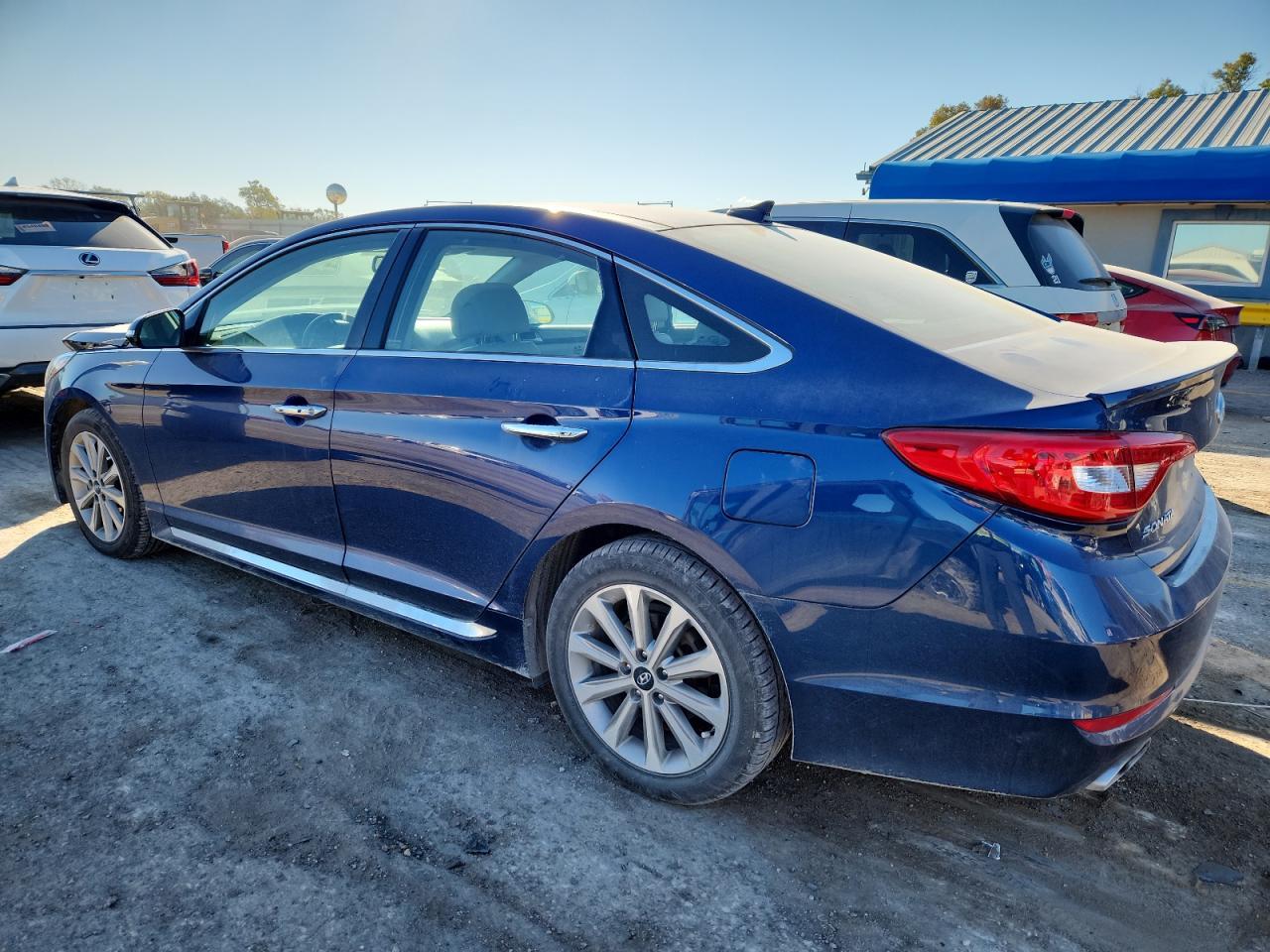2016 Hyundai Sonata Sport - Image 2