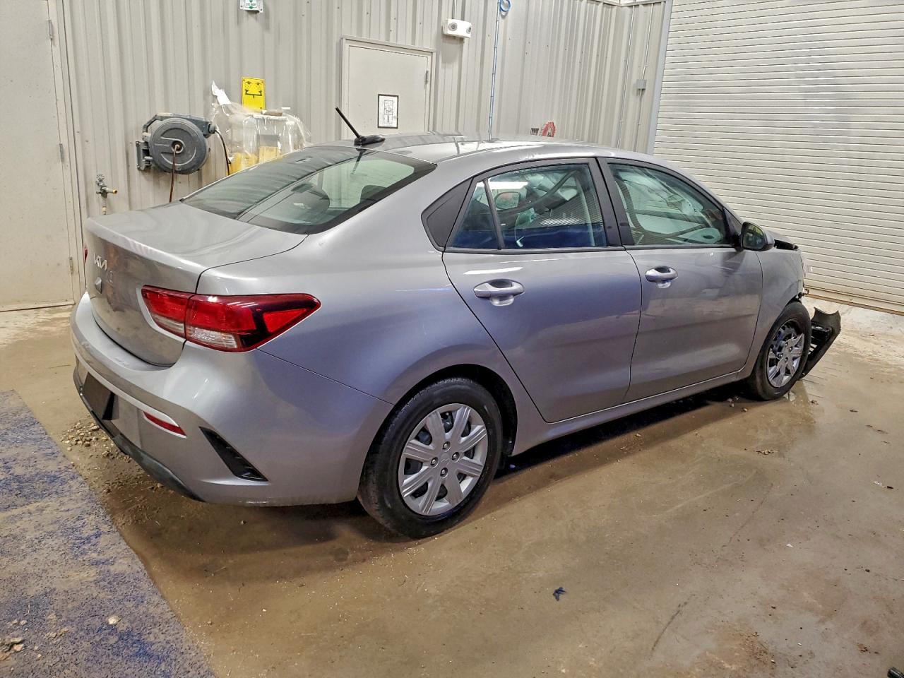 2023 Kia Rio Lx - Фото 3